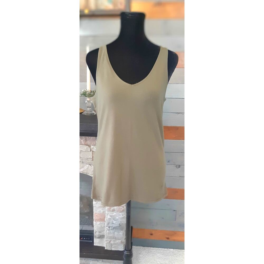 J. Jill Perfect Reversible Olive Green Tank Size M